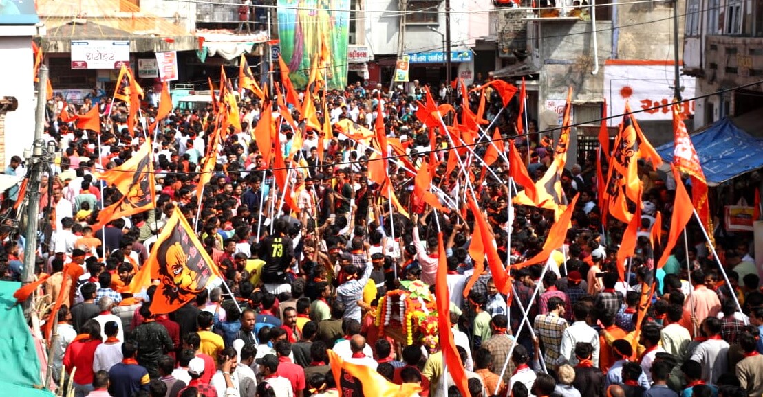 ખેરાલુમાં શ્રીરામની ભવ્ય રથયાત્રામાં હજારો લોકો જોડાયા